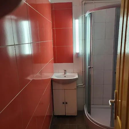 旅馆 Banat 4 Hostel 布加勒斯特